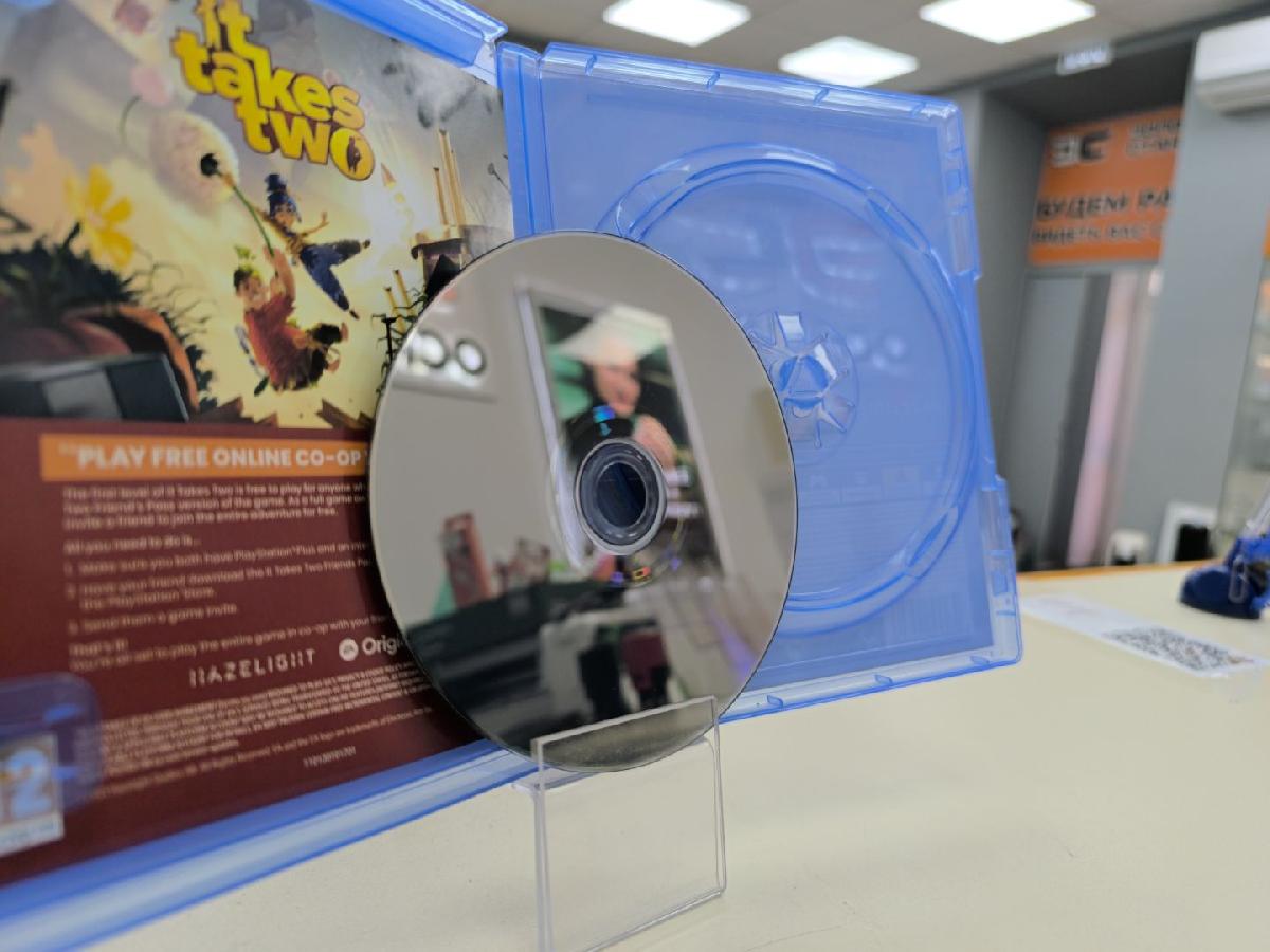 Игра Playstation 4 It Takes Two