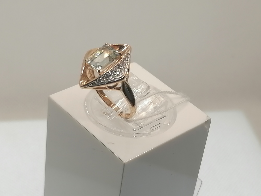 КОЛЬЦО С КАМНЯМИ (Au 585)