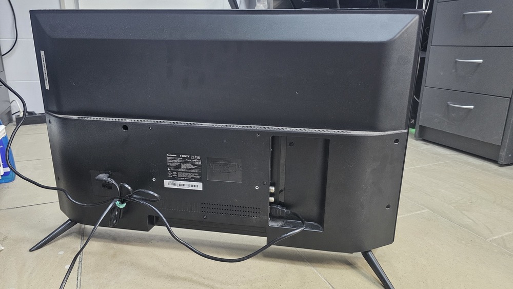 LED Телевизор Candy Uno 32