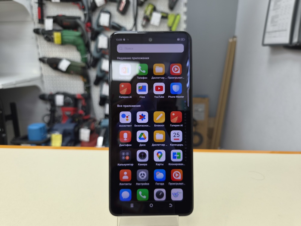Смартфон Tecno Pova 5 8/256