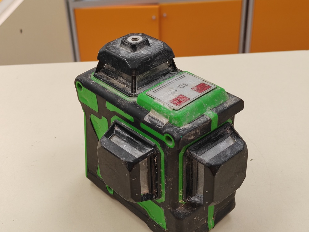 Нивелир Hilda 3D-12;