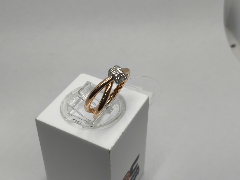 КОЛЬЦО С КАМНЯМИ (Au 585)