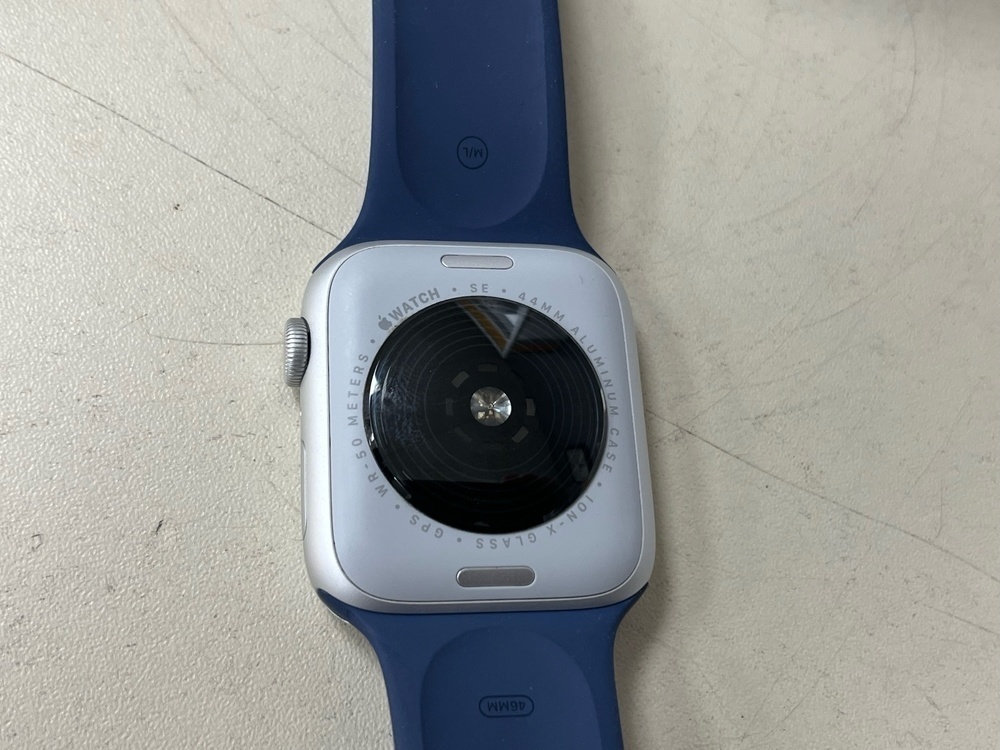 Смарт-часы Apple Watch SE 2022 44mm