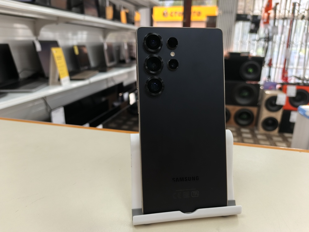 Смартфон Samsung Galaxy S25 Ultra 12/512
