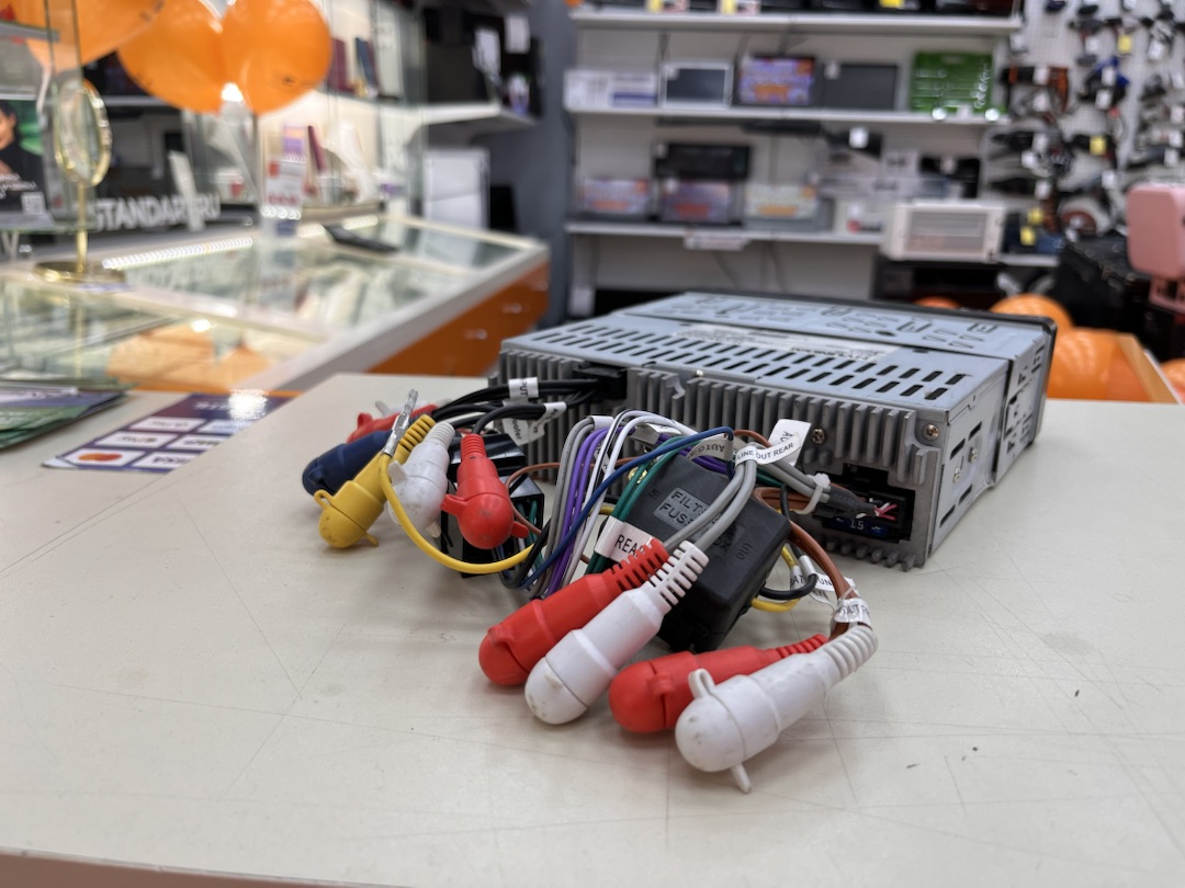 Автомагнитола Hyundai H-CMD4006