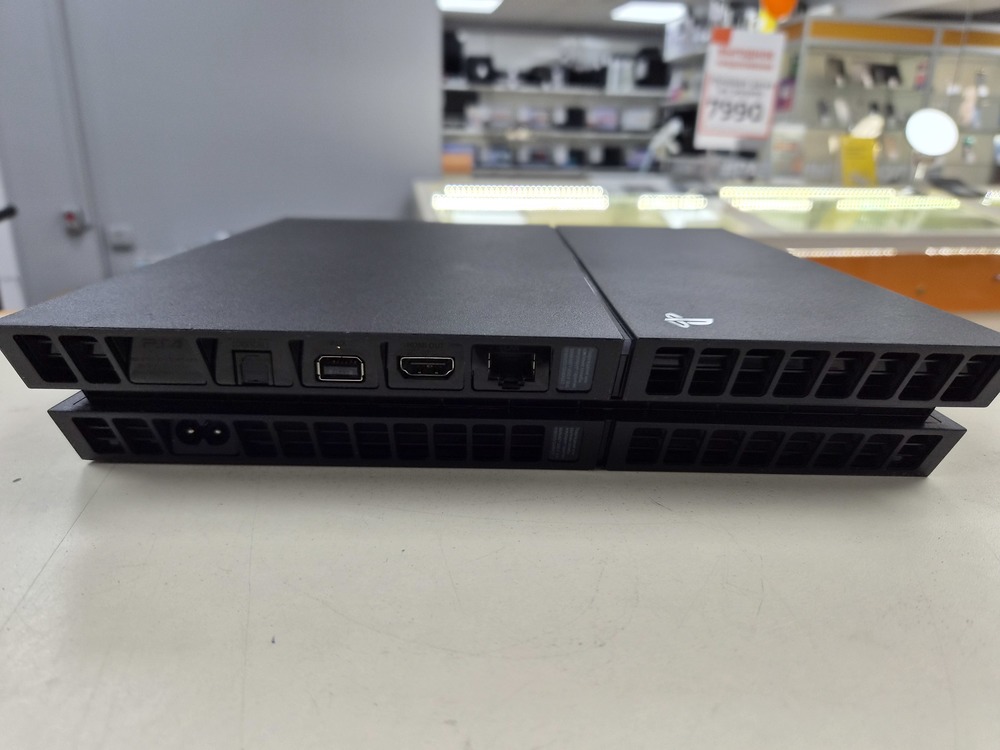 Игровая приставка PlayStation 4 FAT 1Tb