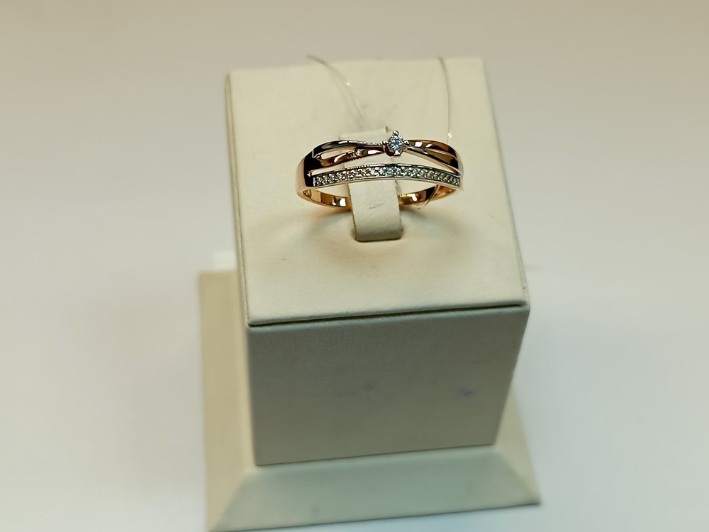 КОЛЬЦО С КАМНЯМИ (Au 585)