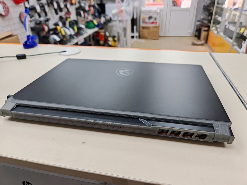 Ноутбук MSI Cyborg 15 A13u; I5-13420H, GeForce RTX 3050, 16 Гб, 512 GB, Нет