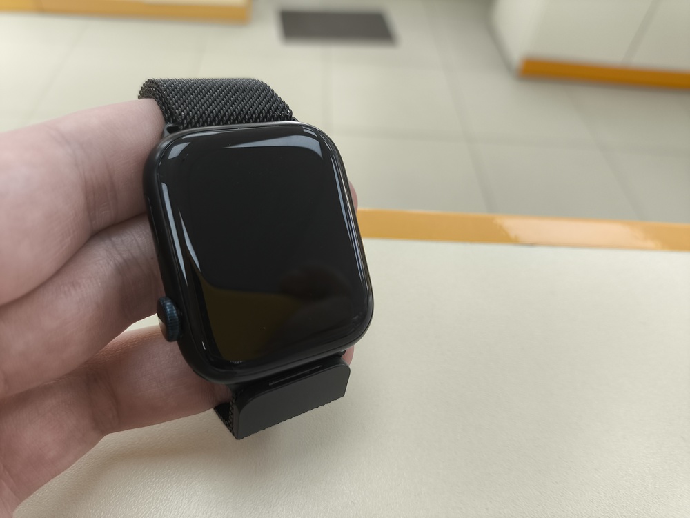 Смарт-часы Apple Watch Series 7 45mm