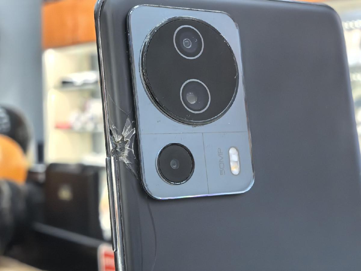 Смартфон Xiaomi 13 lite 8/128