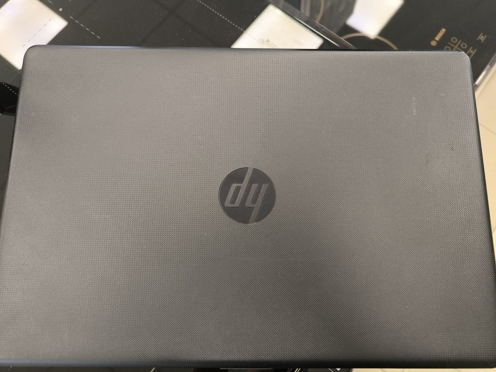 Ноутбук HP; A6-9220, Radeon R7 M340, 4 Гб, Нет, 500 Гб