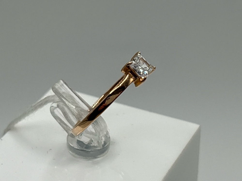 КОЛЬЦО С КАМНЕМ (Au 585)