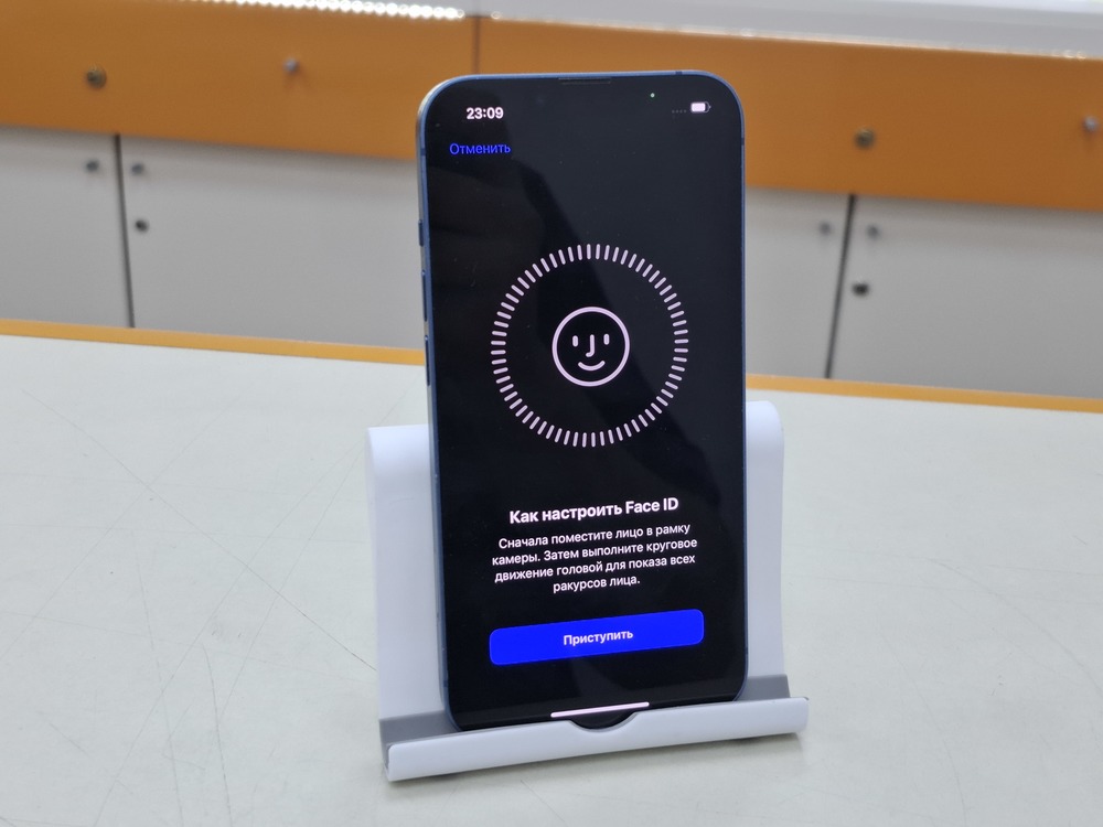 Смартфон Apple iPhone 13 128Gb