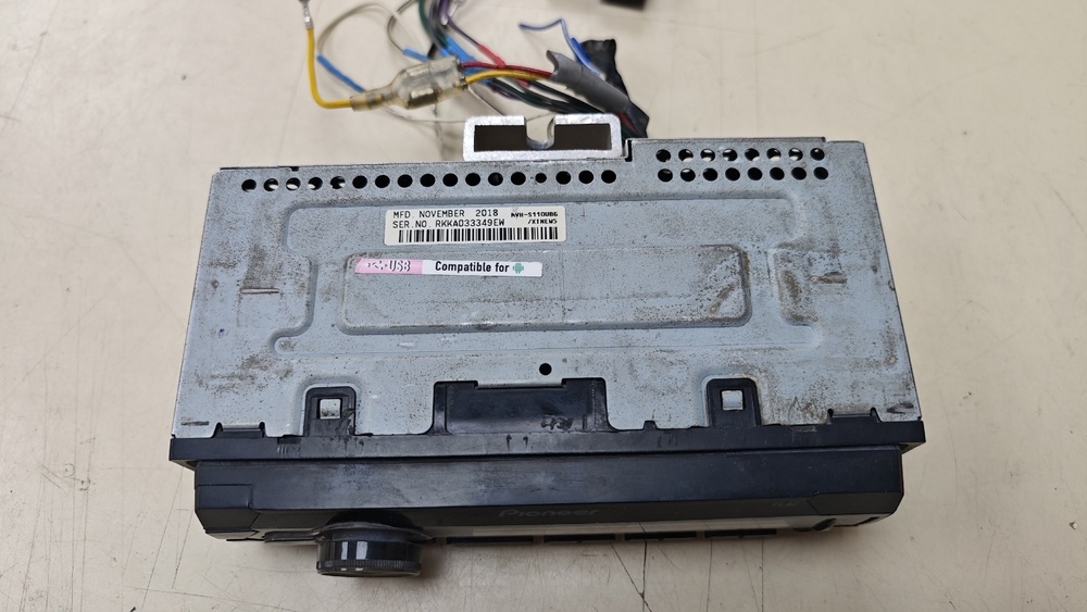 Автомагнитола Pioneer MVH-S110UB