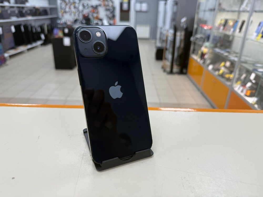 Смартфон Apple iPhone 13 128Gb