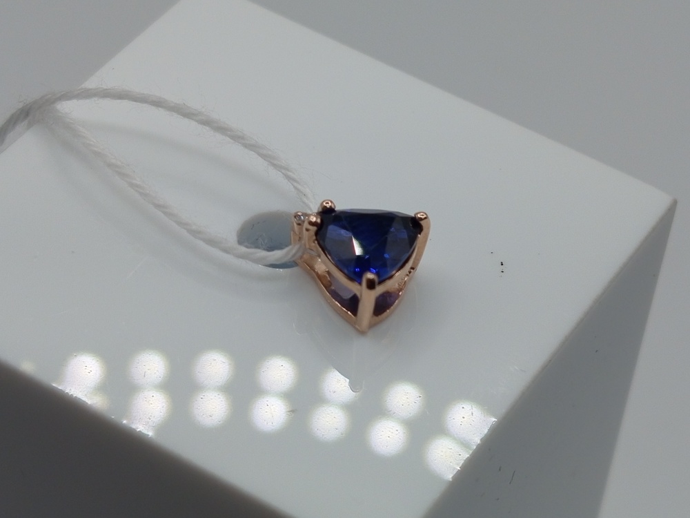 ПОДКМИ585 ПОДВЕСКА С КАМНЯМИ (Au 585)