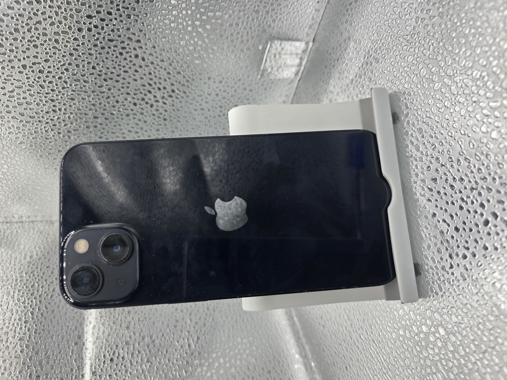 Смартфон Apple iPhone 13 128Gb