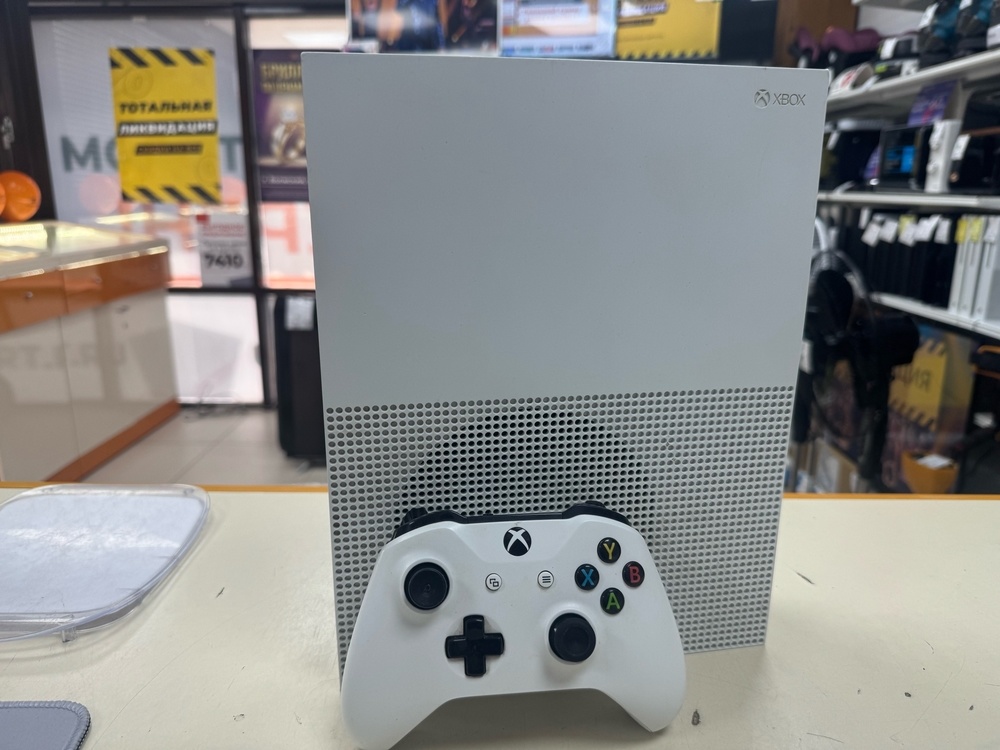 Игровая приставка Xbox One S 500Gb