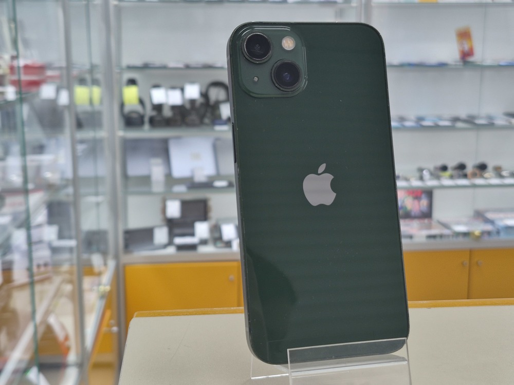 Смартфон Apple iPhone 13 256Gb