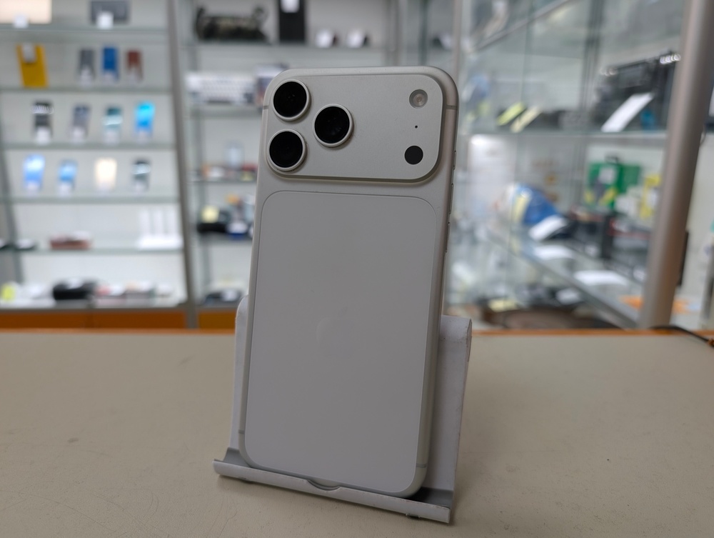 Смартфон Apple Iphone 17 Pro Max 256Gb eSim