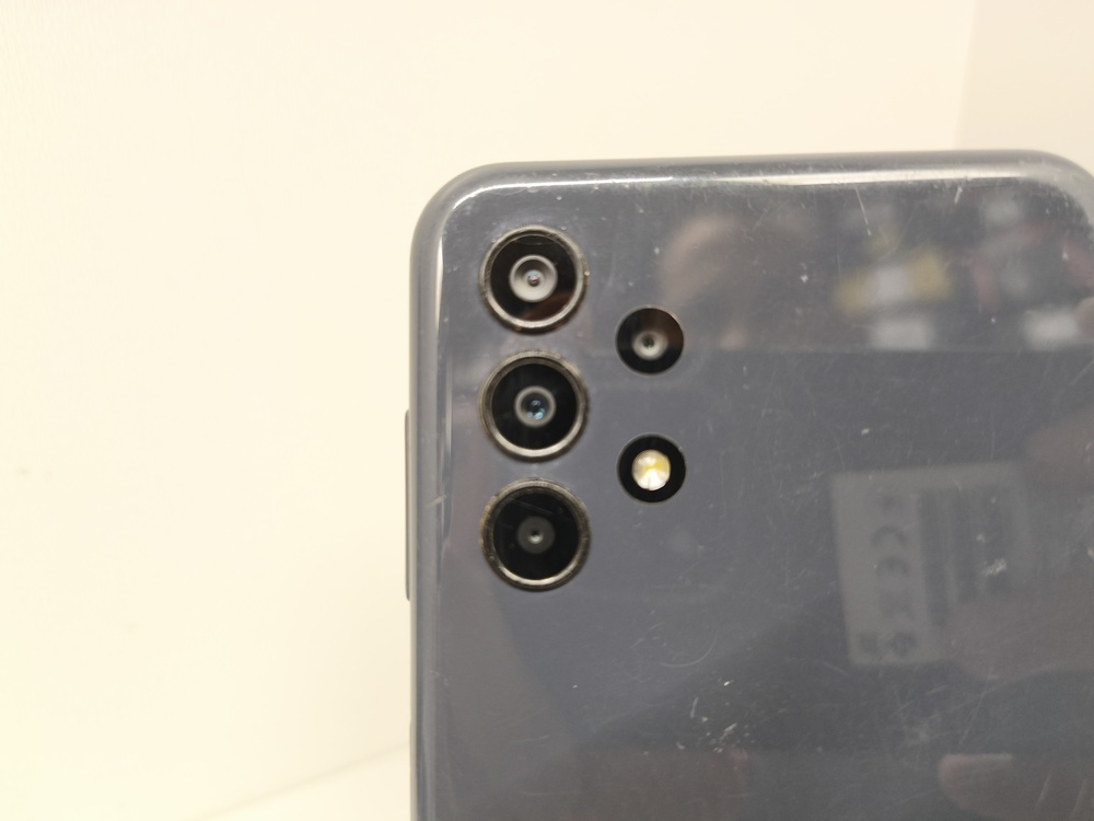 Смартфон Samsung Galaxy A13 3/32