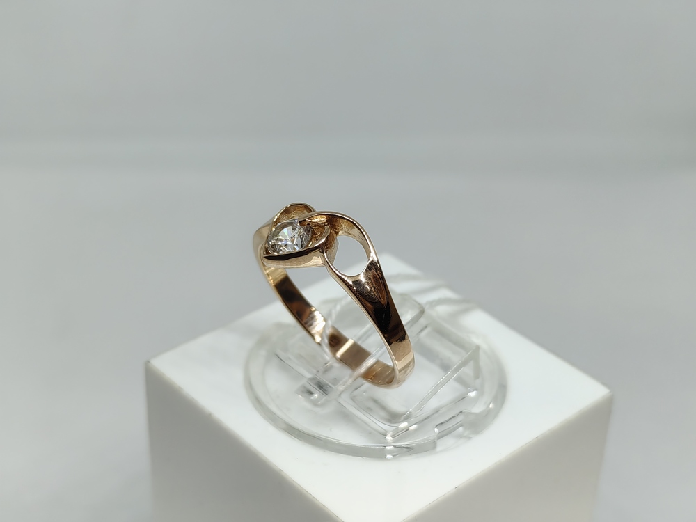 КОЛКМ585 КОЛЬЦО С КАМНЕМ (Au 585)