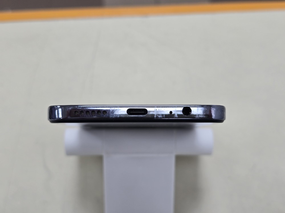 Смартфон Tecno SPARK 30 PRO 8/256