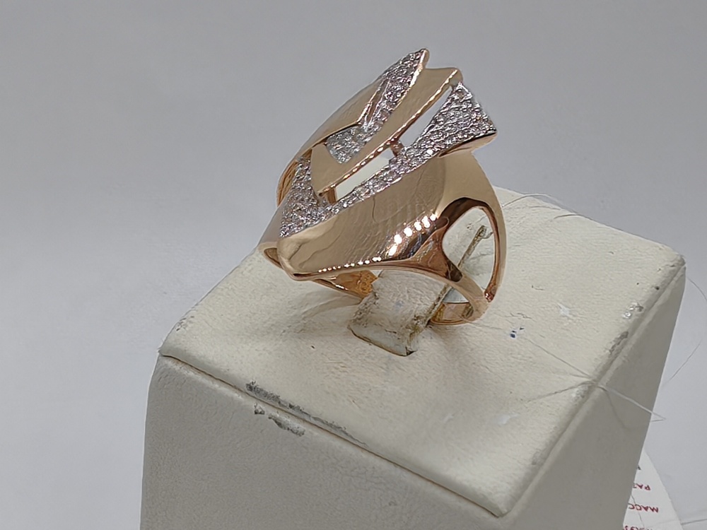 КОЛЬЦО С КАМНЯМИ (Au 585)