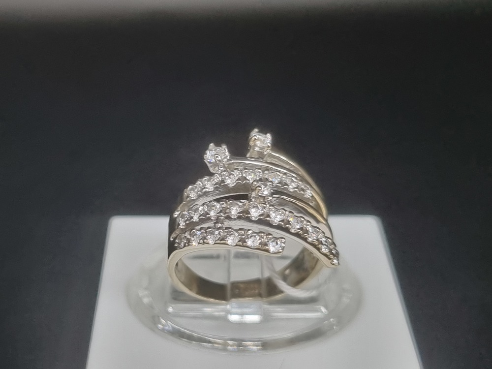 КОЛЬЦО С КАМНЯМИ (Au 585)