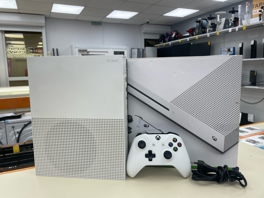 Игровая приставка Xbox One S 500Gb