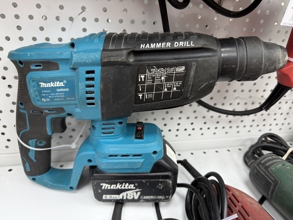 Перфоратор Makita 18V