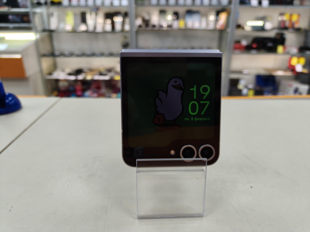 Смартфон Samsung Galaxy Z Flip 6 12Gb 512GB