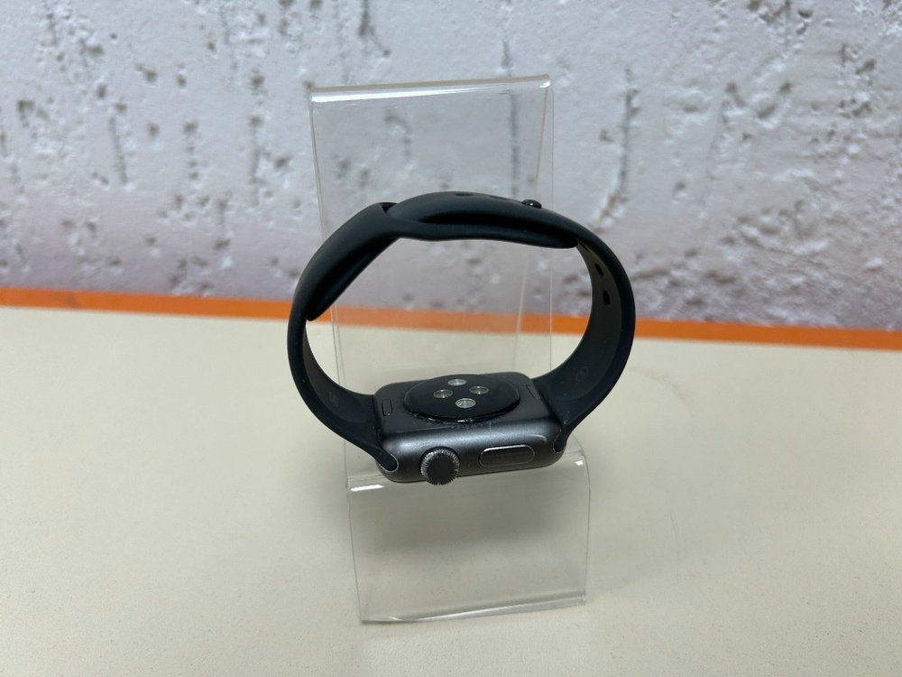 Смарт-часы Apple Watch Series 3 38 мм