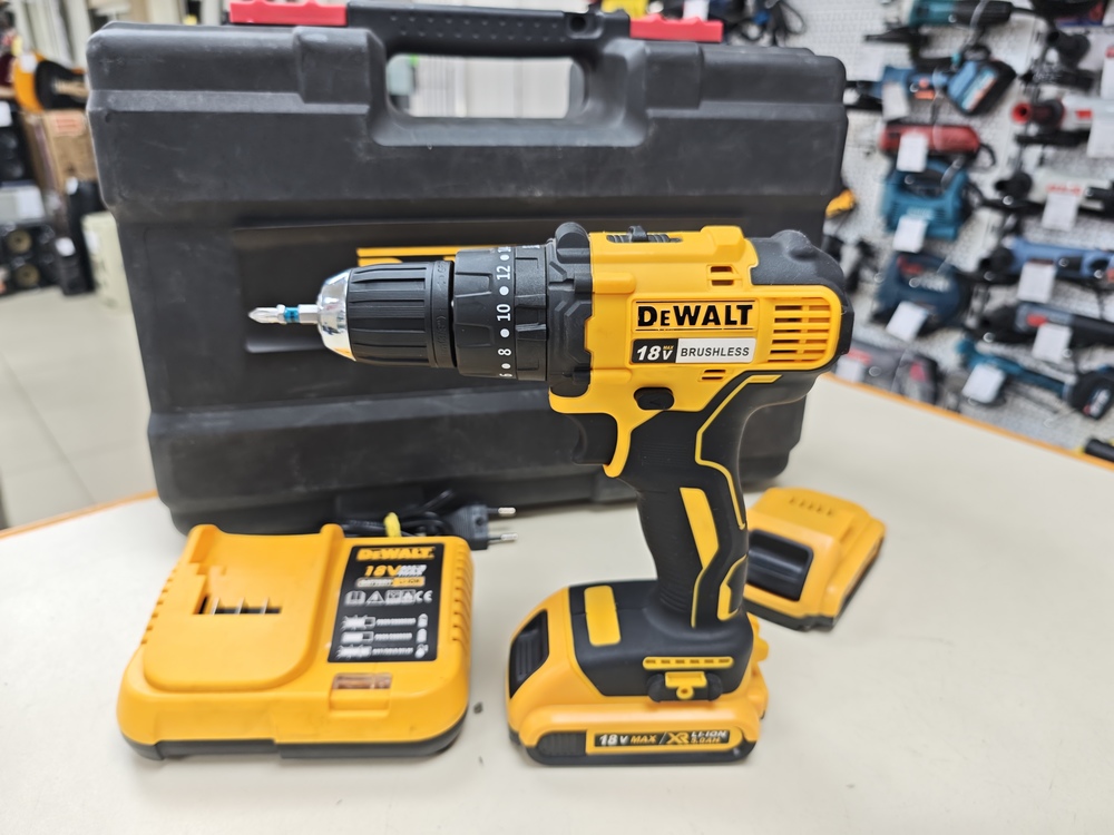 Шуруповерт Dewalt 18V