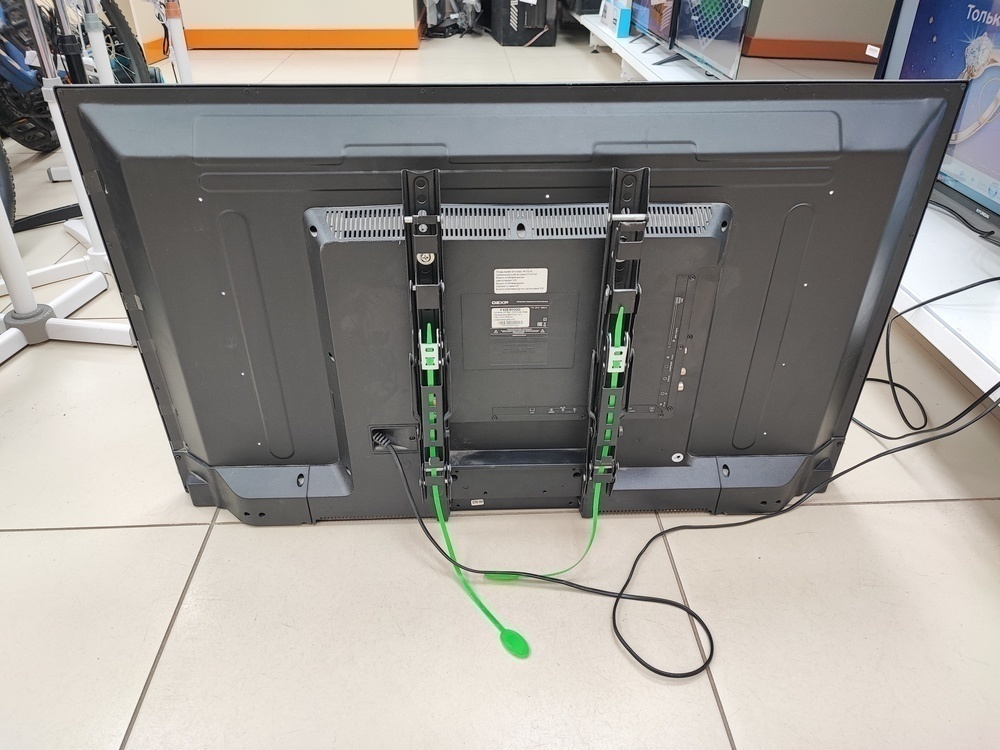 LED Телевизор Dexp F40E8000Q