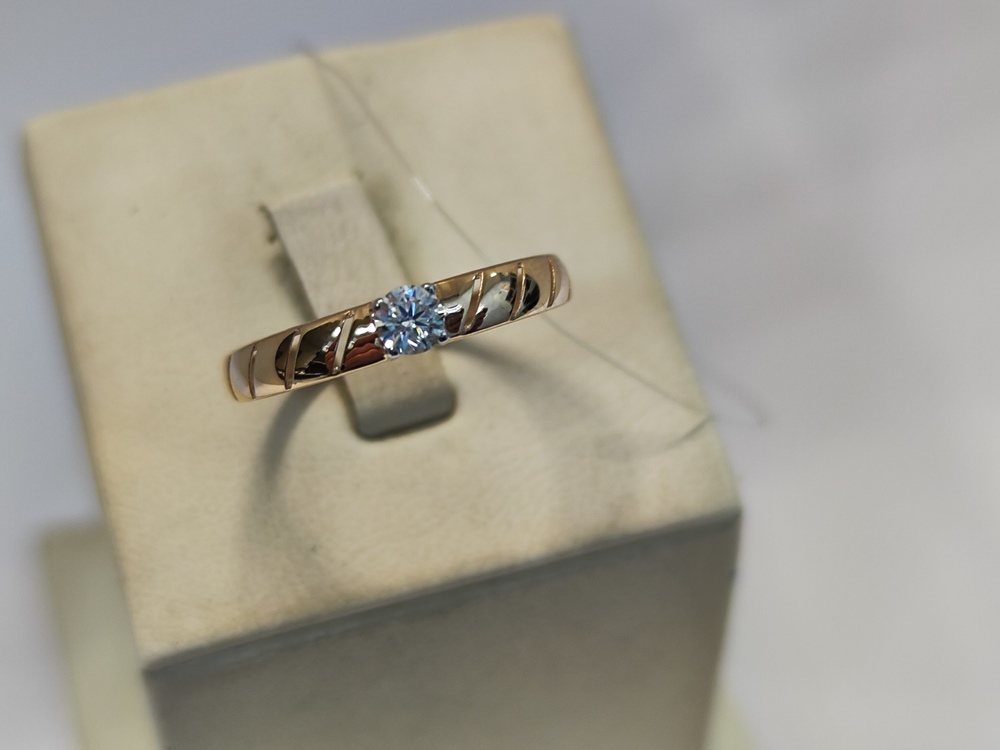 КОЛЬЦО С КАМНЕМ (Au 585)