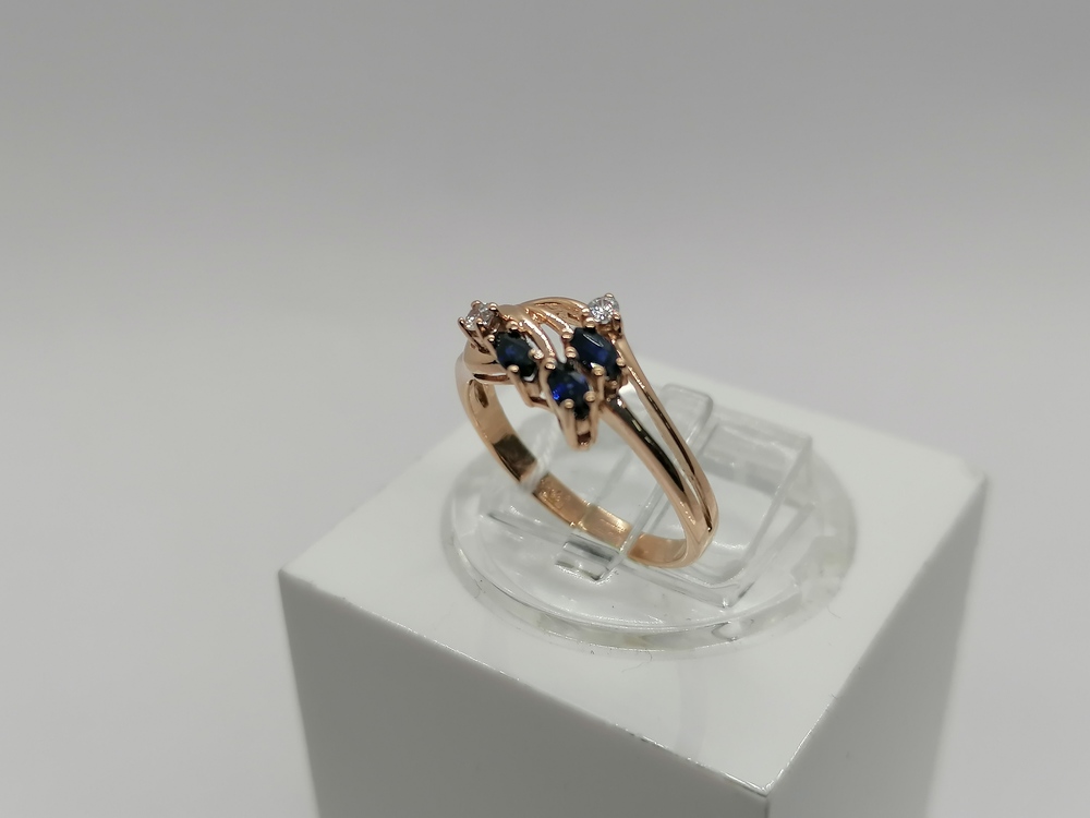 КОЛЬЦО С КАМНЯМИ (Au 585)