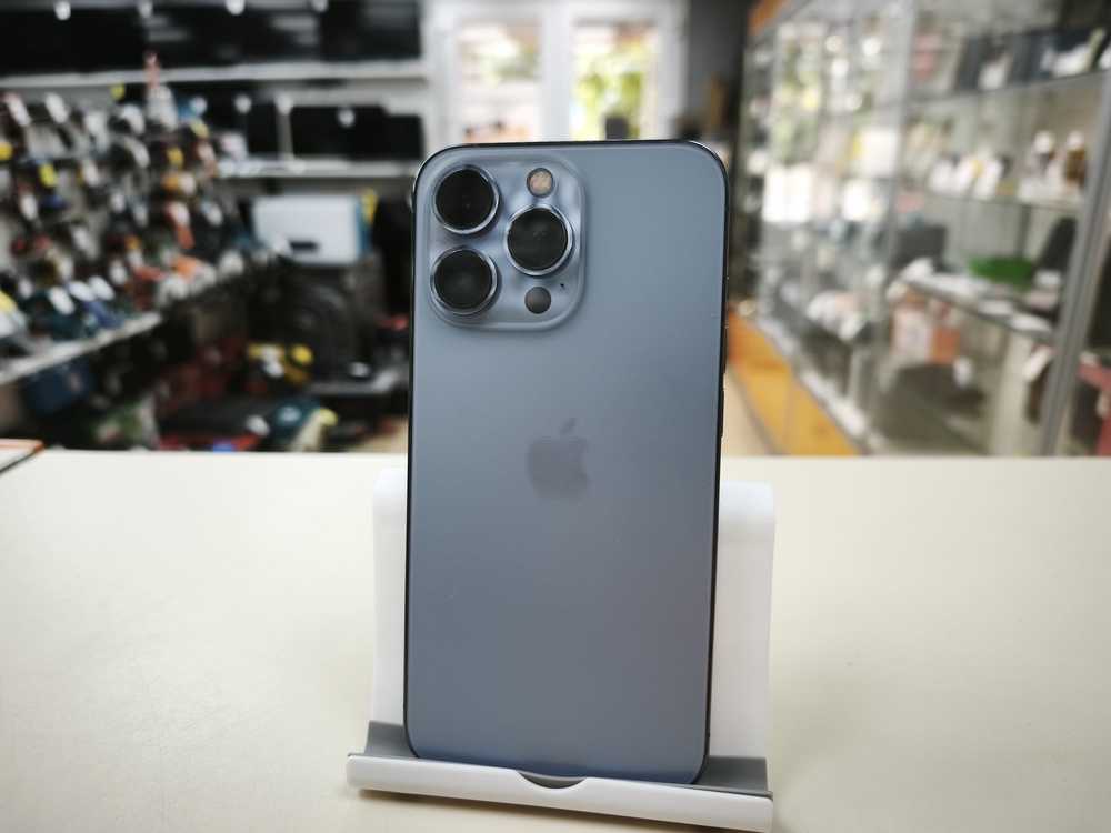 Смартфон Apple iPhone 13 Pro 128Gb