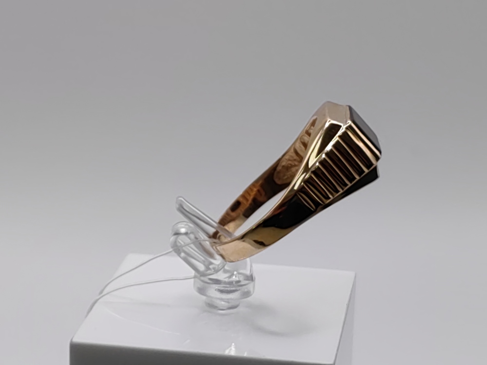 КОЛЬЦО ПЕЧАТКА оникс (Au 585)