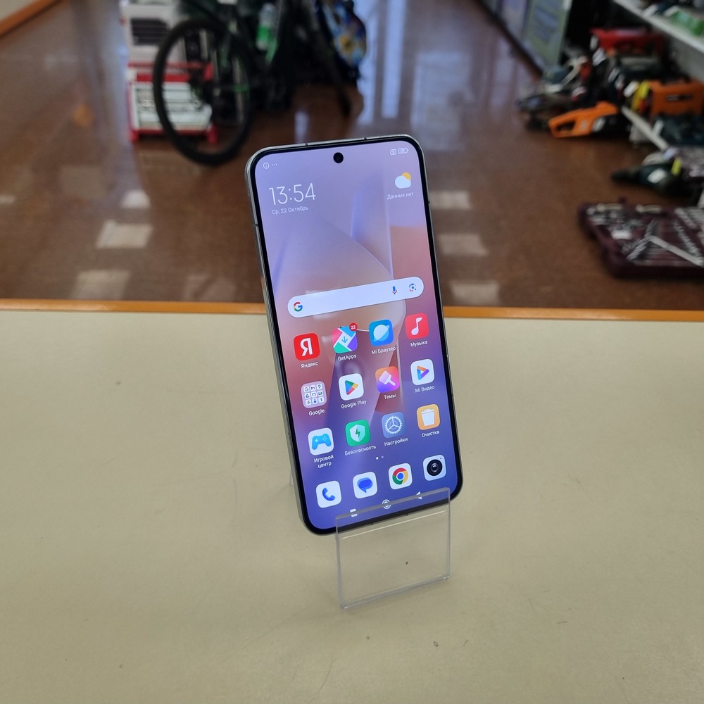 Смартфон Xiaomi 13 12/256