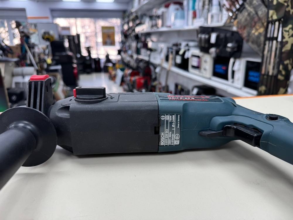 Перфоратор Bosch GBH 2-24S