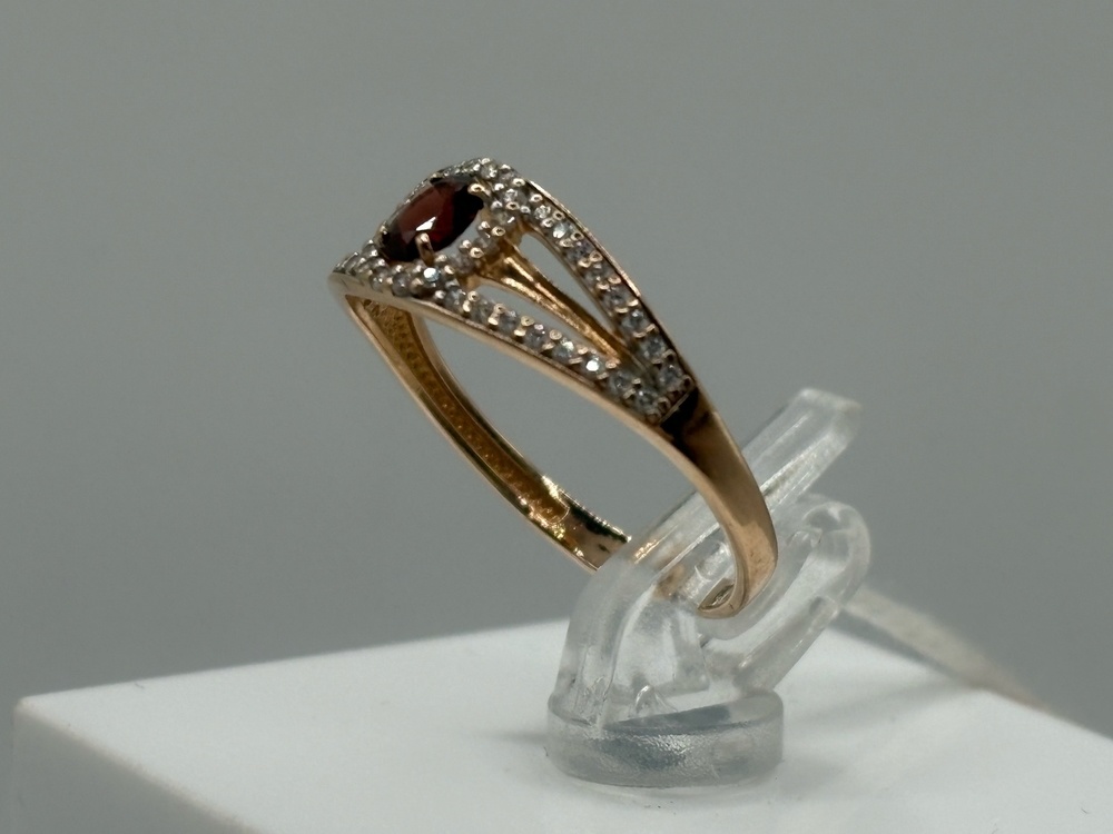 КОЛКМИ585 КОЛЬЦО С КАМНЯМИ (Au 585)