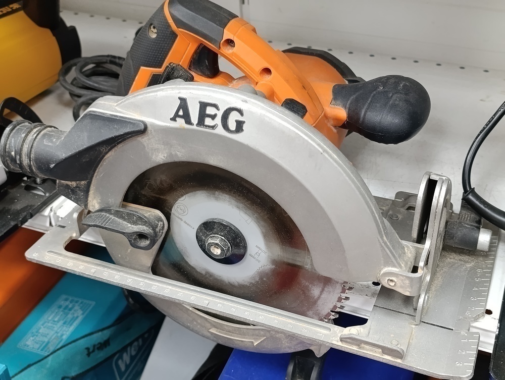 Дисковая пила AEG KS66 C