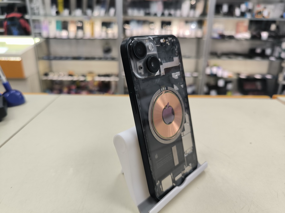 Смартфон Apple Iphone 14 128Gb