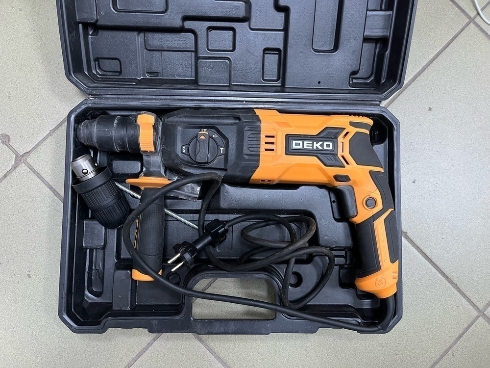 Перфоратор Deko DKH1200W