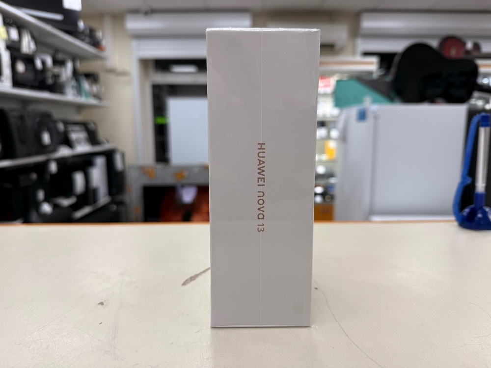 Смартфон Huawei Nova 13 12/512