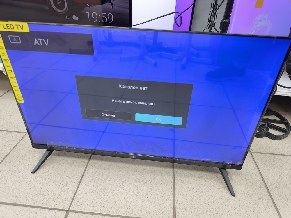 LED Телевизор BQ 32FS01B