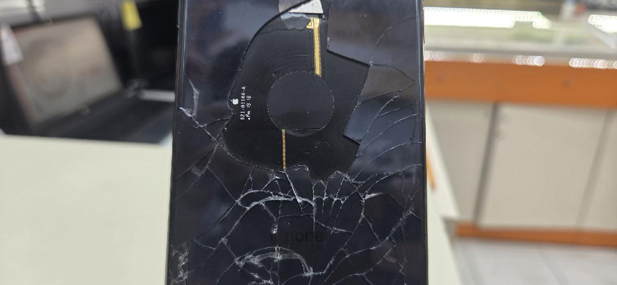 Смартфон Apple iPhone X 64Gb