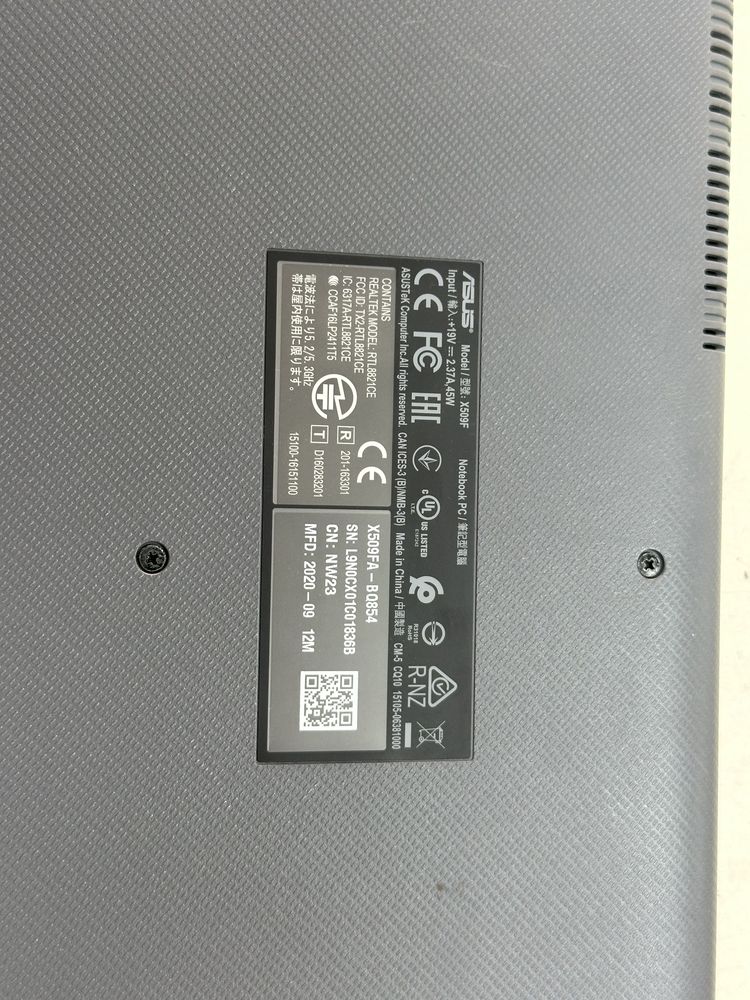 Ноутбук ASUS; Pentium 5405U, Intel UHD Graphics 610, 4 Гб, 120 Гб, Нет