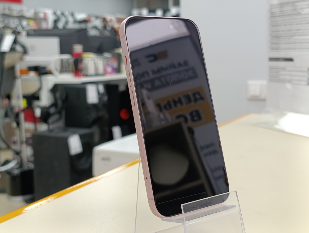 Смартфон Apple Iphone 15 128Gb